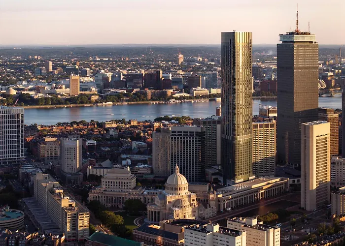 Four Seasons Hotel One Dalton Street, Boston