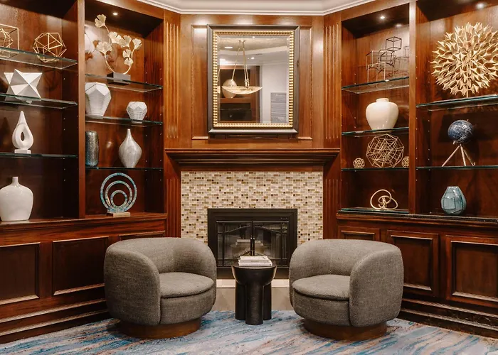 Club Quarters Hotel Faneuil Hall, Boston